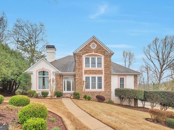 221 Hawick Lane, Mcdonough, GA 30253