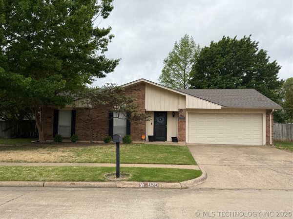 929 Cheyenne Street , Ardmore, OK 73401