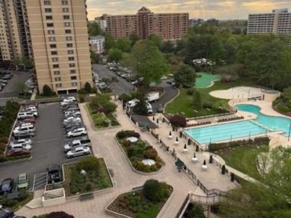 203 YOAKUM PARKWAY, Unit 1209, ALEXANDRIA, VA 22304