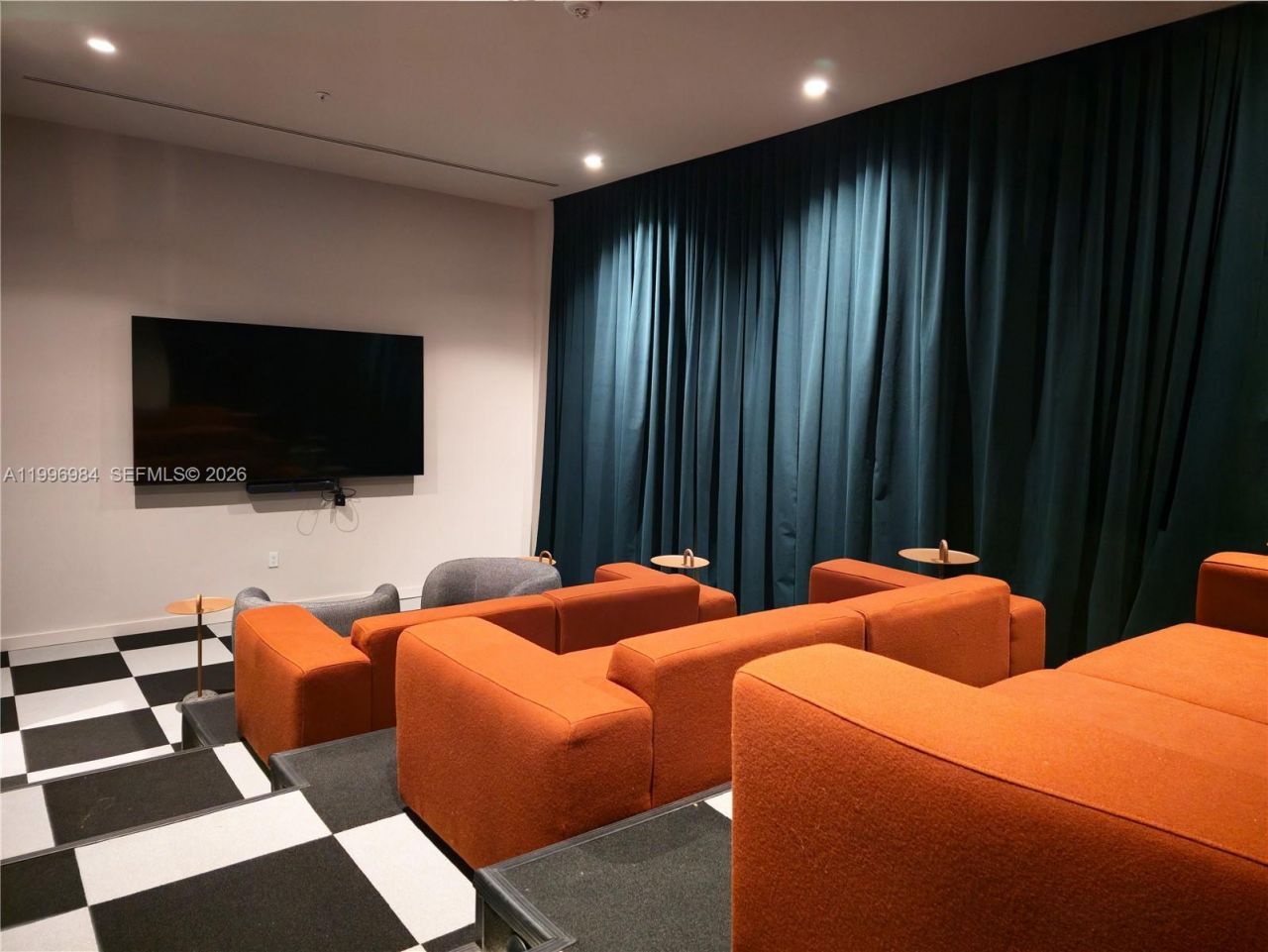 11 NE 6th St, Unit 2102, Miami, FL 33132 Photo