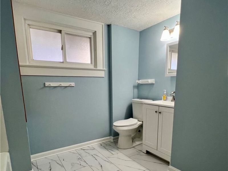 1116 Murray Avenue, Akron, OH 44310 Photo 19