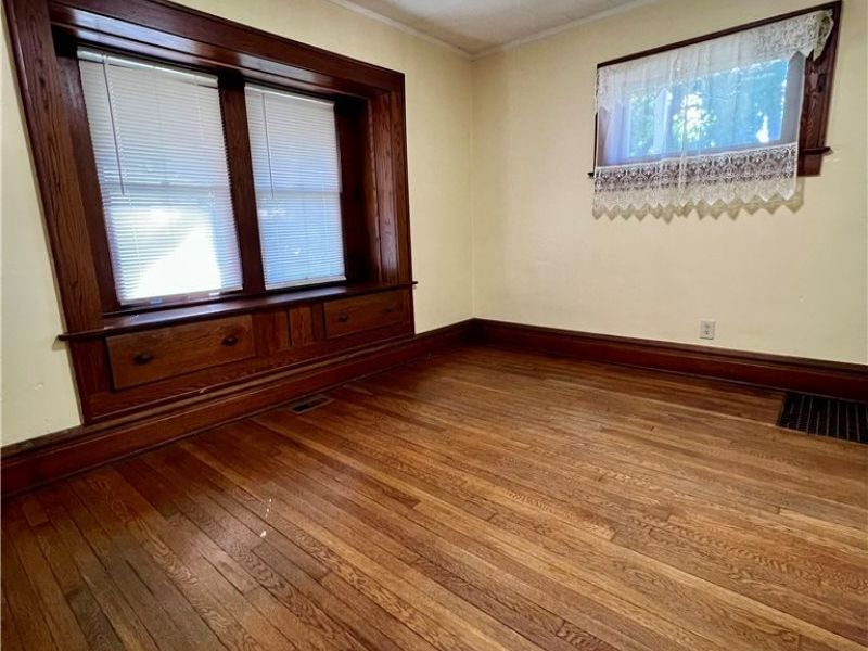 1116 Murray Avenue, Akron, OH 44310 Photo 4