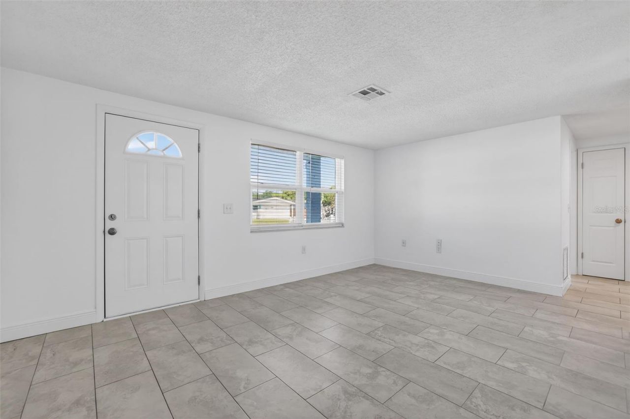 10914 Leeds Road , Port Richey, FL 34668 Photo