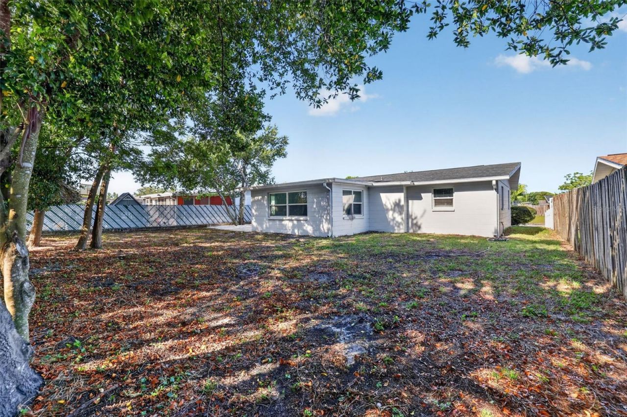 10914 Leeds Road , Port Richey, FL 34668 Photo