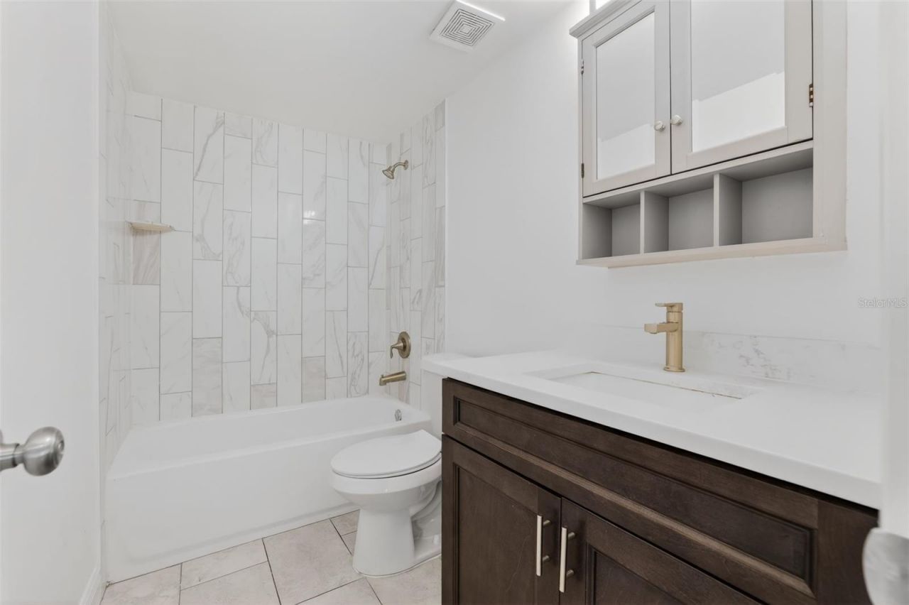 10914 Leeds Road , Port Richey, FL 34668 Photo