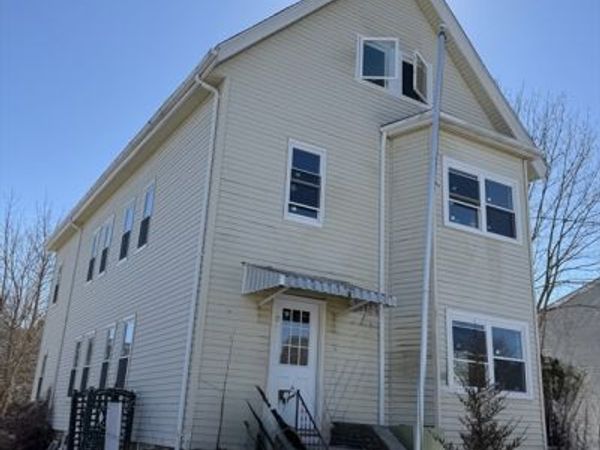 15 Faxon St, Brockton, MA 02302