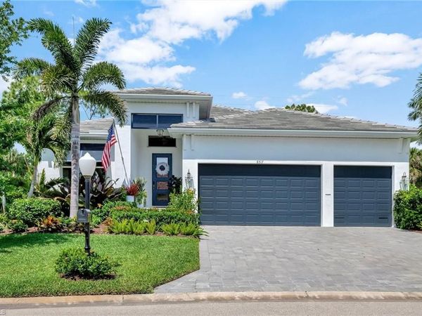 8517 S Lake CIR, FORT MYERS, FL 33908