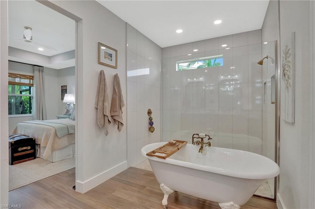 8517 S Lake Cir, Fort Myers, FL 33908 Photo