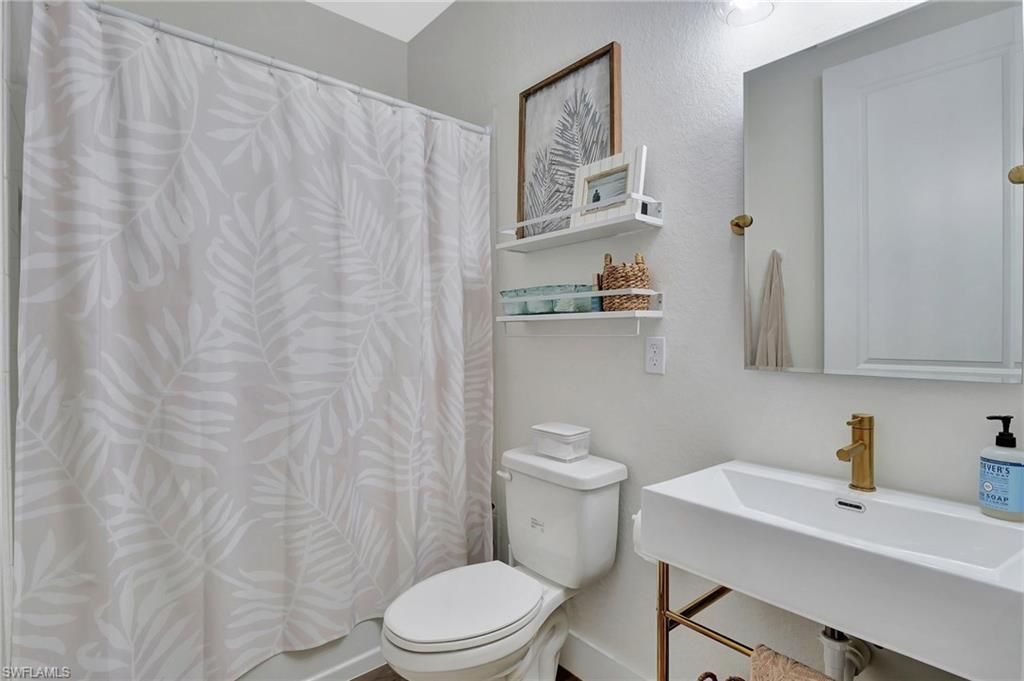 8517 S Lake Cir, Fort Myers, FL 33908 Photo
