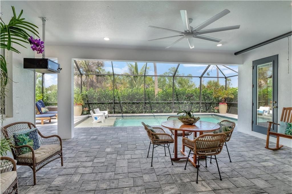 8517 S Lake Cir, Fort Myers, FL 33908 Photo