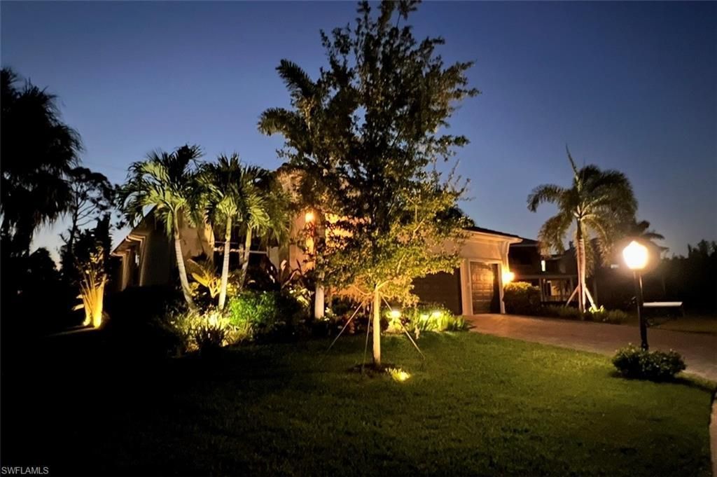 8517 S Lake Cir, Fort Myers, FL 33908 Photo