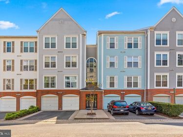 255 S PICKETT STREET , Unit 102, ALEXANDRIA, VA 22304