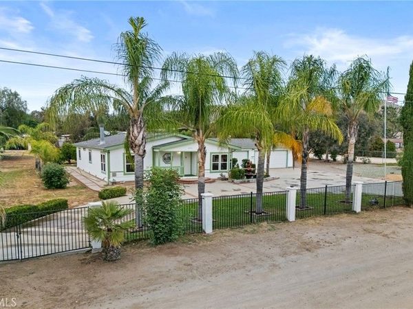 29740 Cadena, Menifee, CA 92585