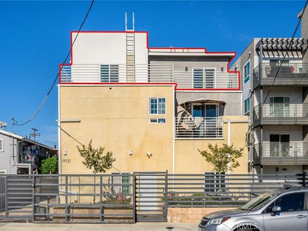 11731 Runnymede Street , Unit 3, North Hollywood, CA 91605