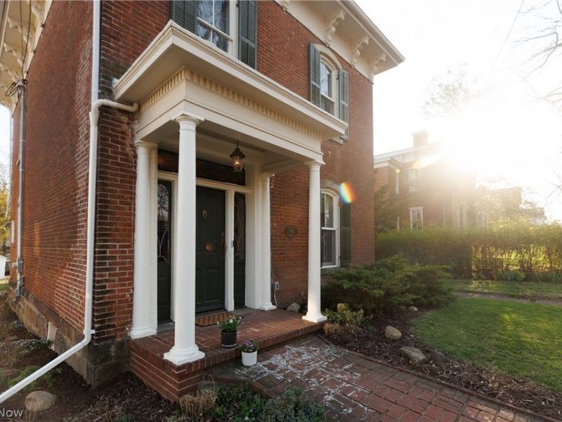 102 E Lamartine Street, Mount Vernon, OH 43050 Photo 3