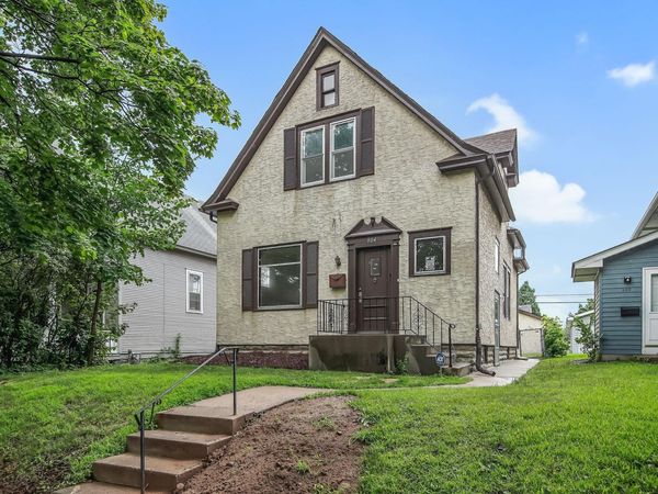 804 Hawthorne Avenue E, Saint Paul, MN 55106