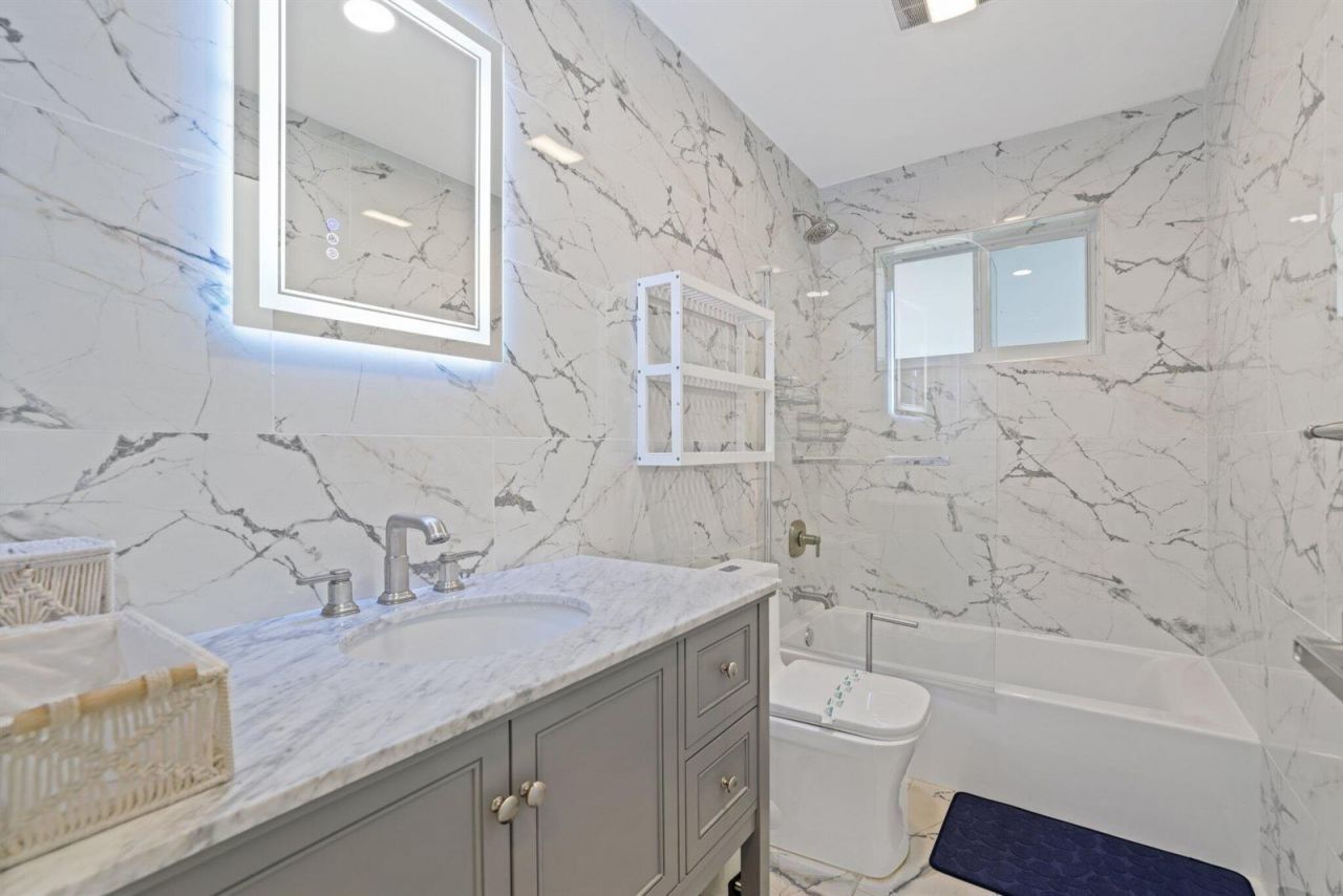 510 NE 38th Street, Deerfield Beach, FL 33064 Photo