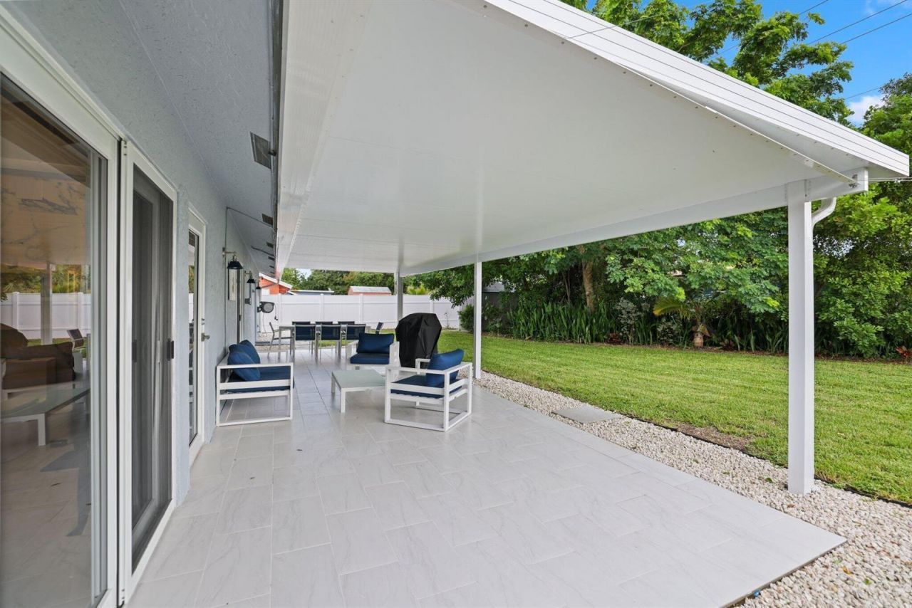 510 NE 38th Street, Deerfield Beach, FL 33064 Photo