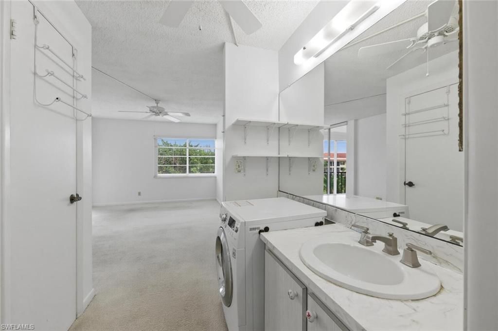 1087 Forest Lakes Dr, Unit 1-303, Naples, FL 34105 Photo