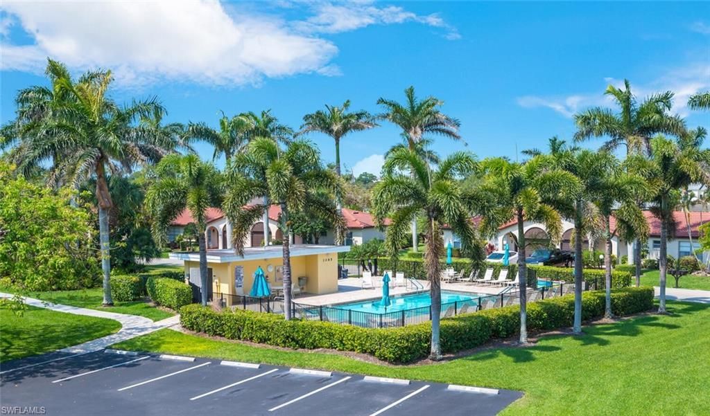 1087 Forest Lakes Dr, Unit 1-303, Naples, FL 34105 Photo
