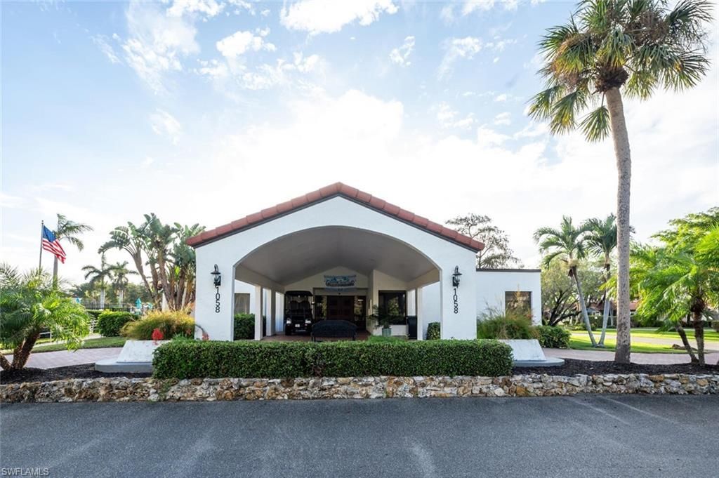 1087 Forest Lakes Dr, Unit 1-303, Naples, FL 34105 Photo