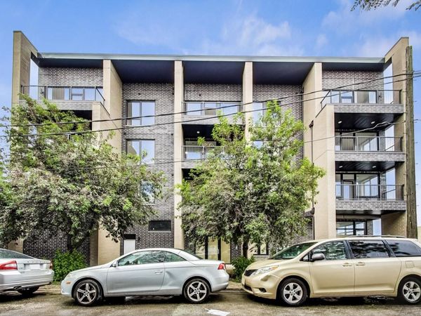 815 N Richmond Street , Unit 303, Chicago, IL 60622