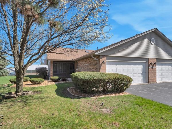 5014 W Circle Place , Crestwood, IL 60418