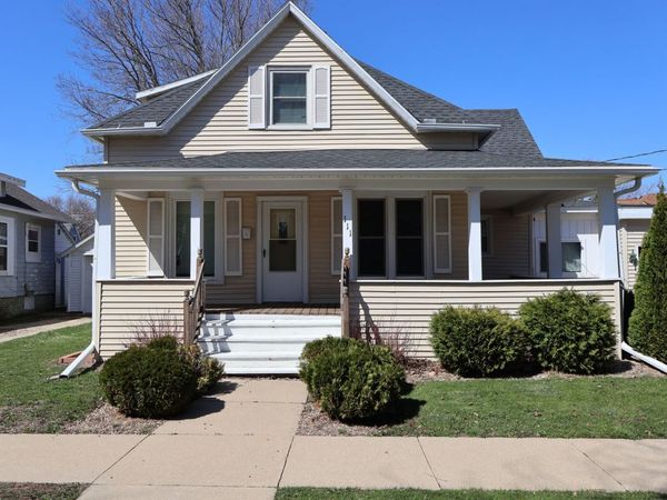 111 1st Street NW, Oelwein, IA 50662