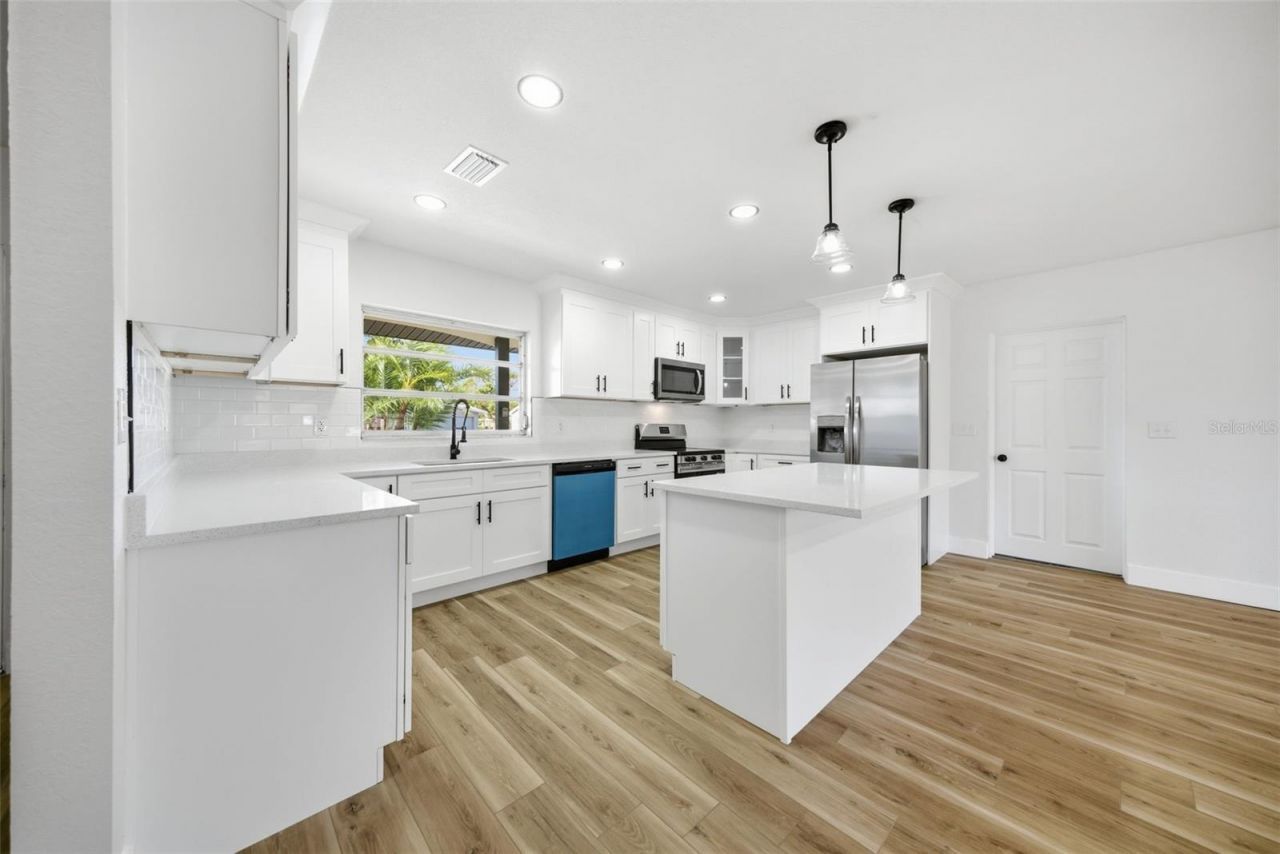 5112 11th Avenue W, Bradenton, FL 34209 Photo