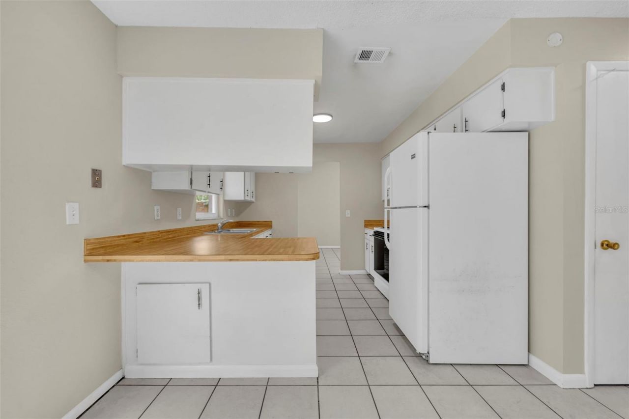 3046 N Windchime Circle , Apopka, FL 32703 Photo