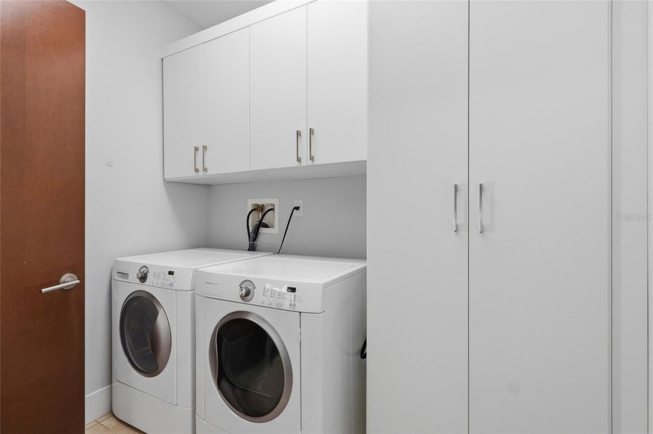 111 N 12th Street , Unit 1811, Tampa, FL 33602 Photo