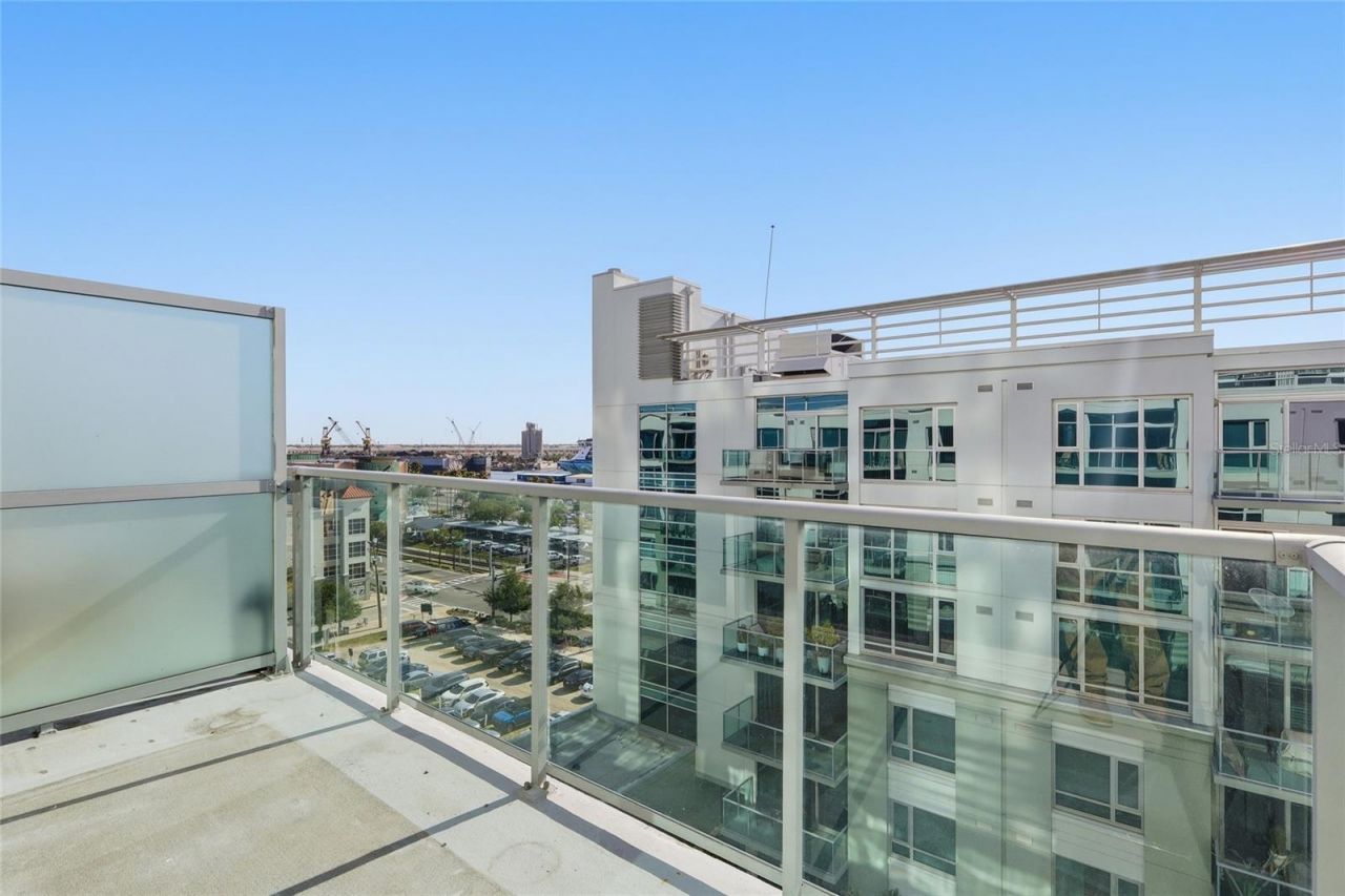 111 N 12th Street , Unit 1811, Tampa, FL 33602 Photo