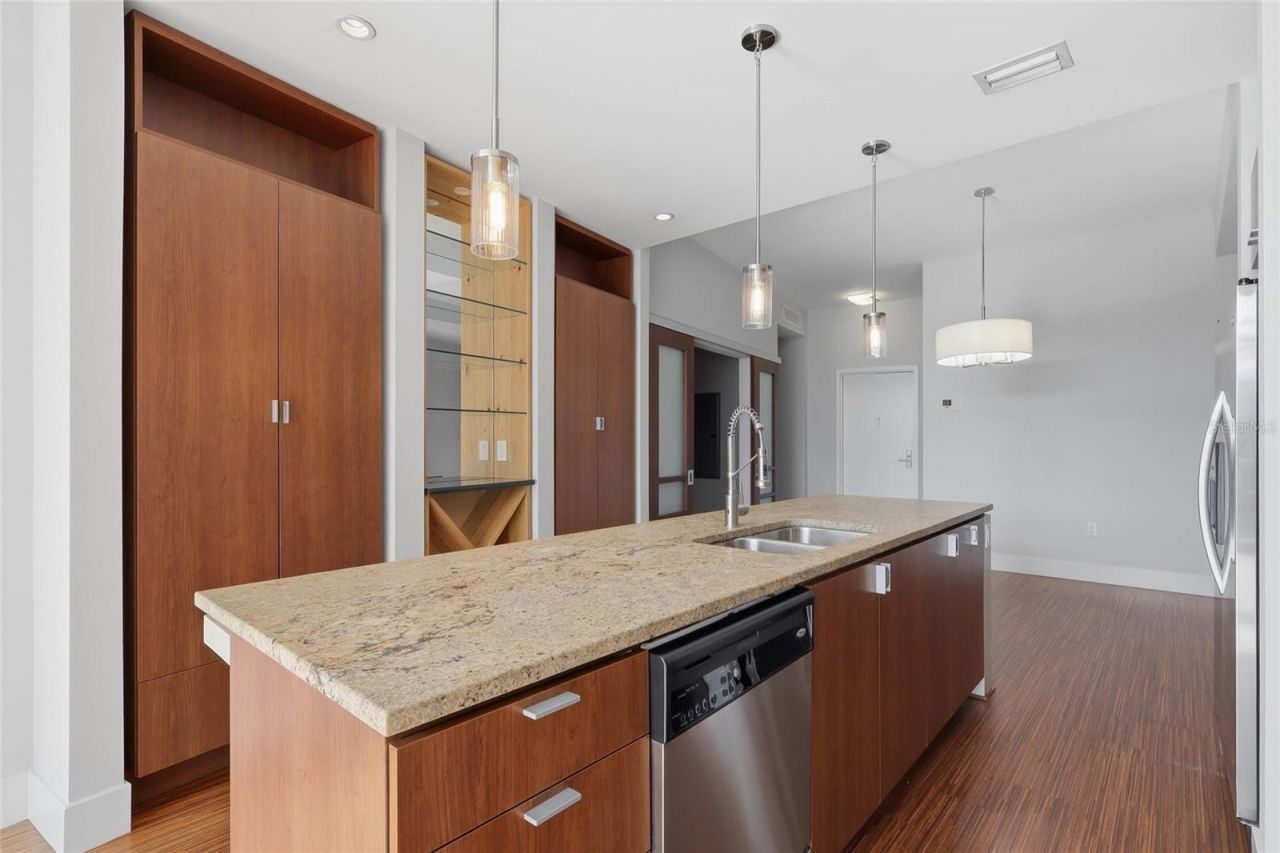 111 N 12th Street , Unit 1811, Tampa, FL 33602 Photo