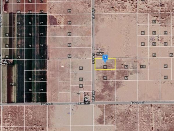 80 Ste Vic , Lancaster, CA 93535