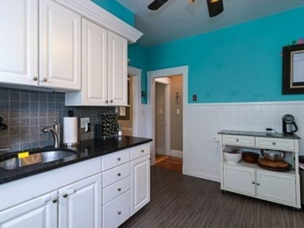 112 West Wyoming Ave, Unit 1, Melrose, MA 02176