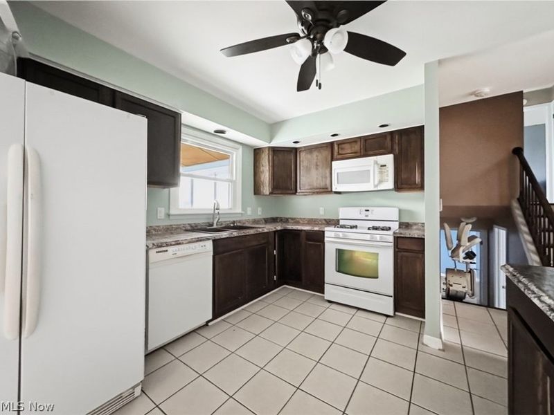 3786 Bryant Drive, Youngstown, OH 44511 Photo 13