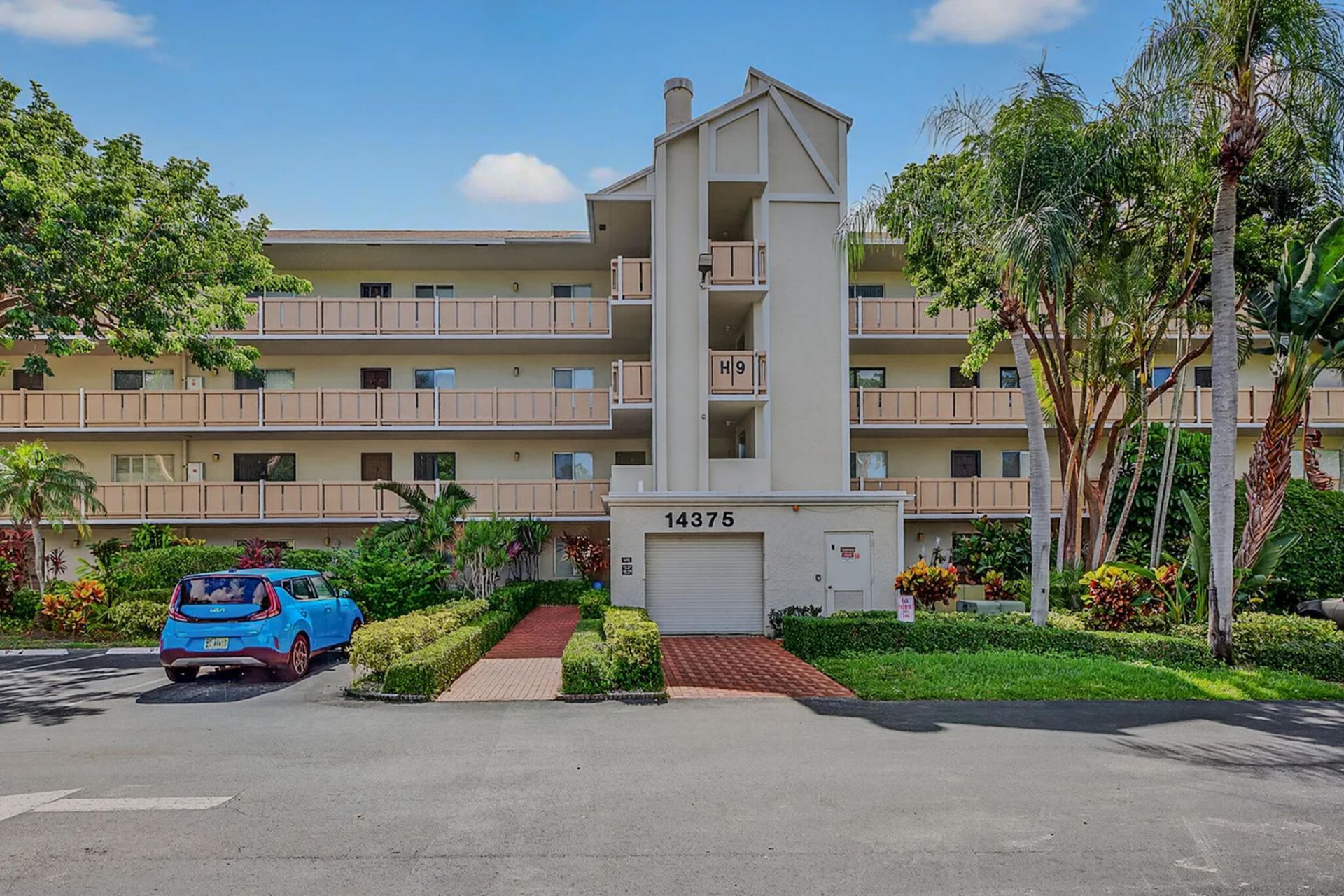 14375 Strathmore Lane, Unit 404, Delray Beach, FL 33446 Photo