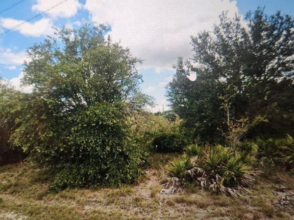 2502 70th Street W, Lehigh Acres, FL 33971