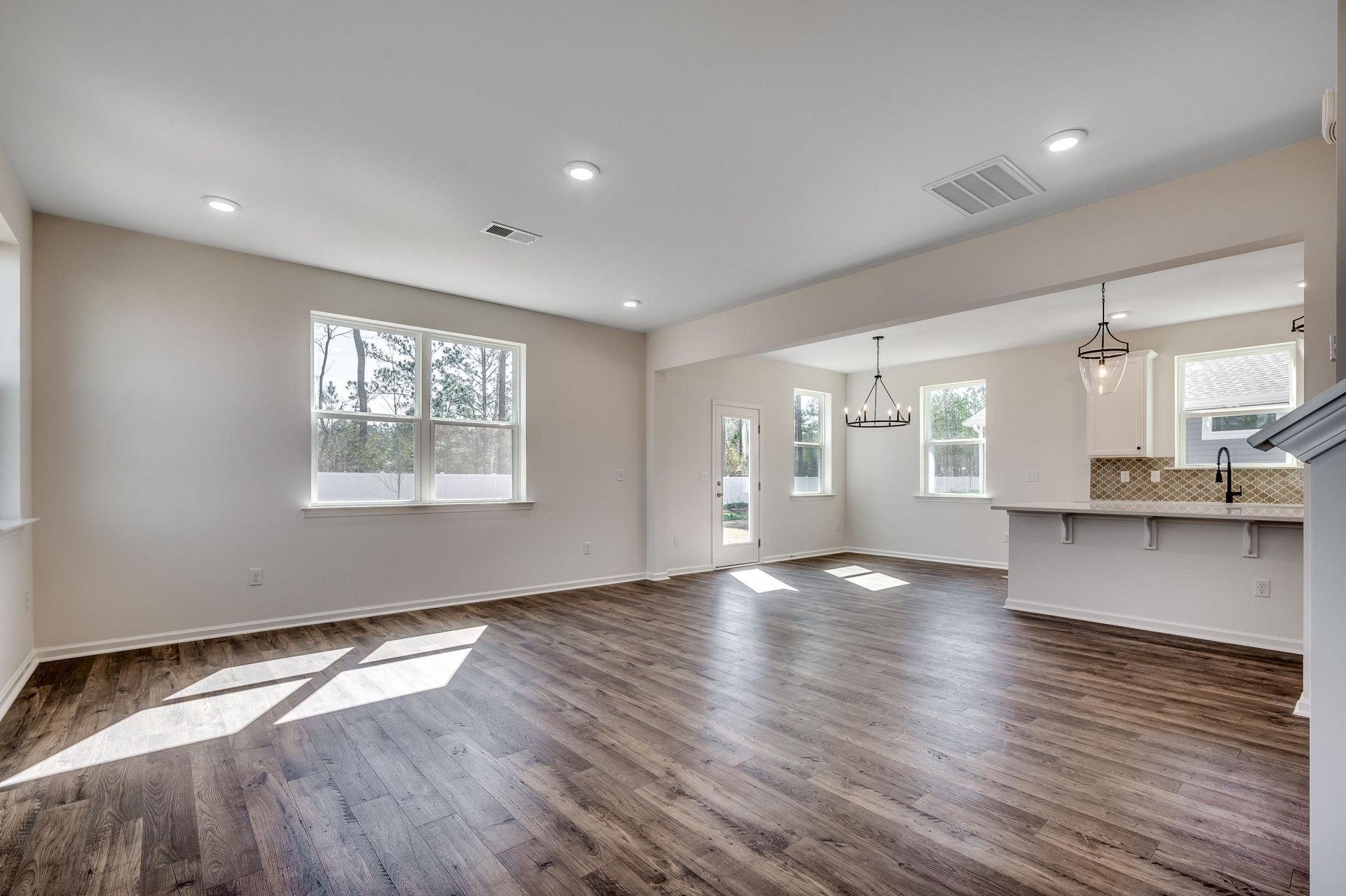 5037 Gallop Ct. Photo 17