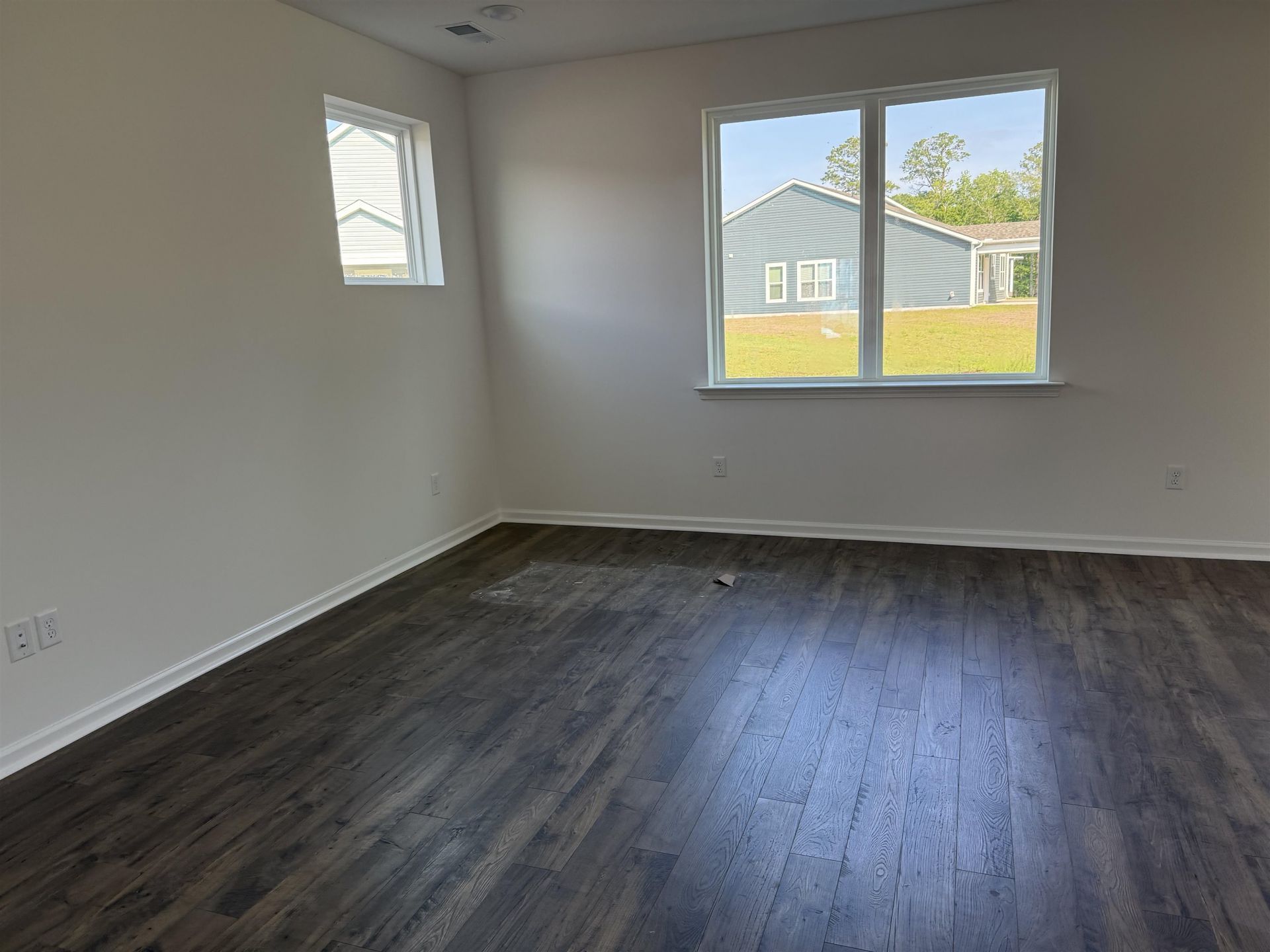 5037 Gallop Ct. Photo 9