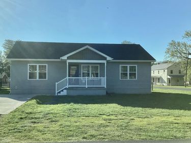 1365 Chestnut Ave , Buena Vista, VA 24416