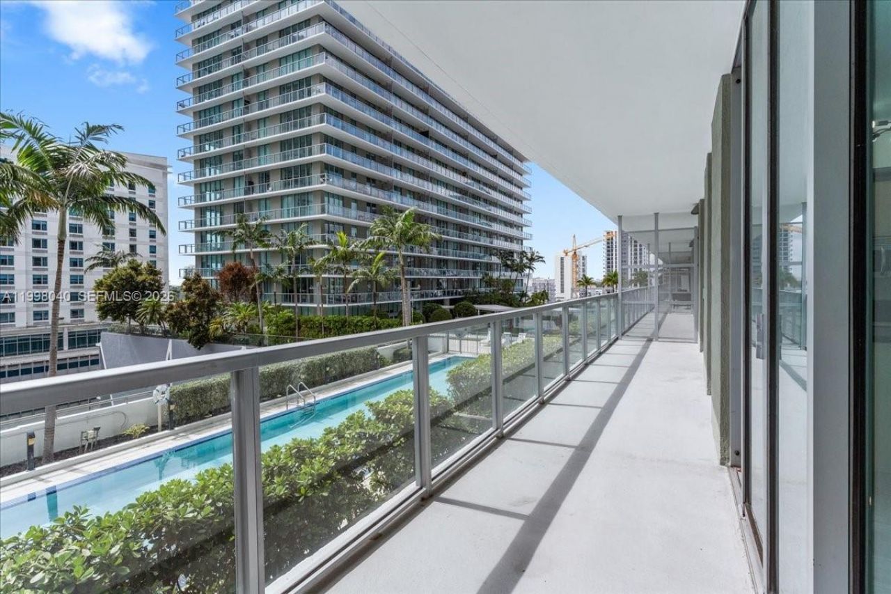 1111 SW 1st Ave, Unit 1019-N, Miami, FL 33130 Photo