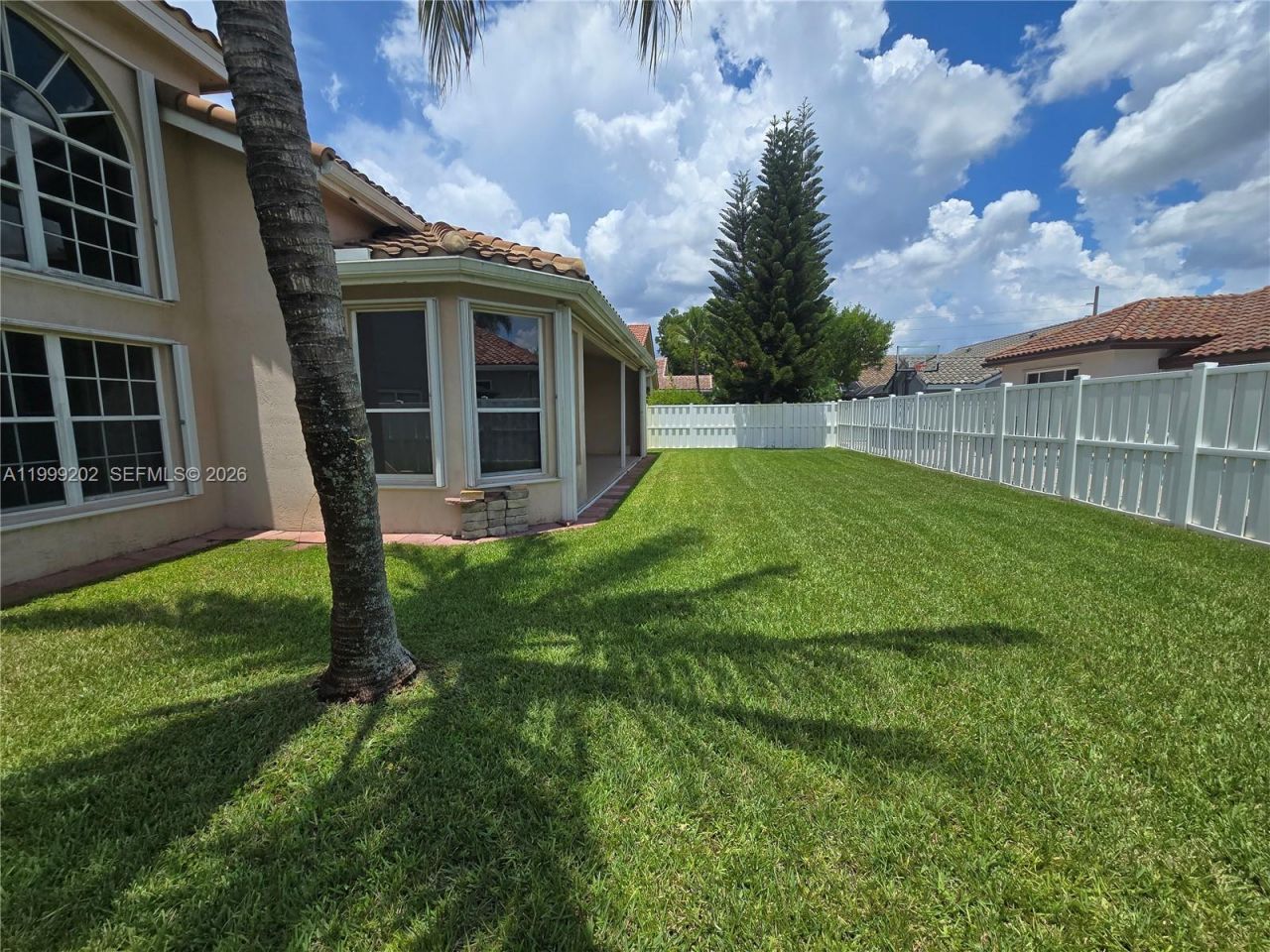 18341 NW 10th St, Pembroke Pines, FL 33029 Photo