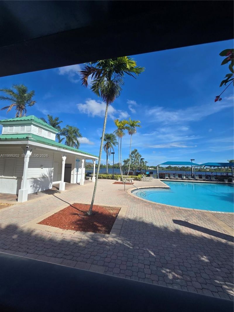 18341 NW 10th St, Pembroke Pines, FL 33029 Photo