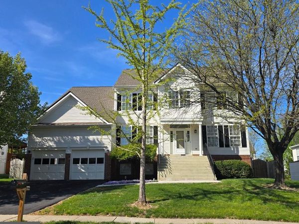 704 GODFREY COURT SE, LEESBURG, VA 20175