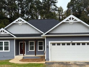 292 CURRIOMAN DRIVE , MONTROSS, VA 22520