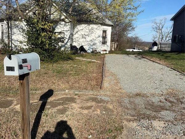 810 Tyler Street, Park Hills, MO 63601