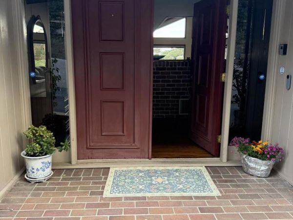 1407 Carlton Road , Hillsborough, CA 94010