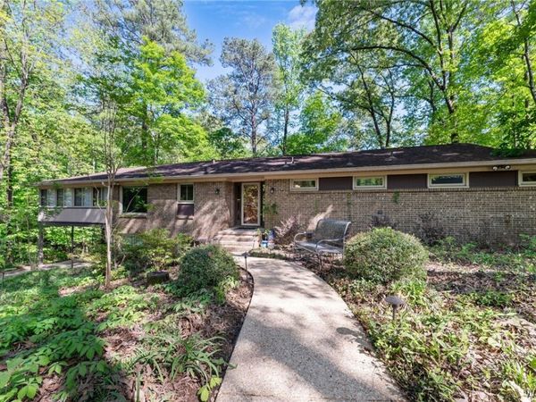 335 Woodridge Drive, Tuscaloosa, AL 35406