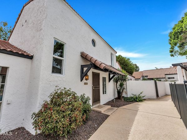 5326 N 3RD Avenue, Phoenix, AZ 85013